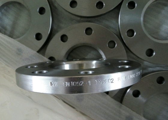 TYPE 02 HUILE LÂCHE D'EN 1092-1 DE ROUILLE DE L'ACIER AU CARBONE ST37.2 S235JR PN16 DE BRIDE ANTI