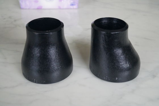 Réducteur soudé par couture sans couture d'acier inoxydable d'Asme B16.9 concentrique et excentrique