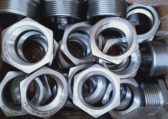 Coude d'ASME B16.11 A105 3000 livres de douille soudant le montage en acier forgé fileté