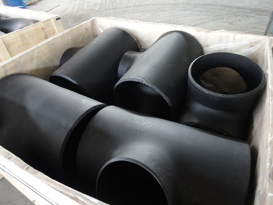 Le noir d'A105N WP316L WP304 a soudé réduire le bout de pièce en t a soudé la pièce en t de montage de tuyau sans couture